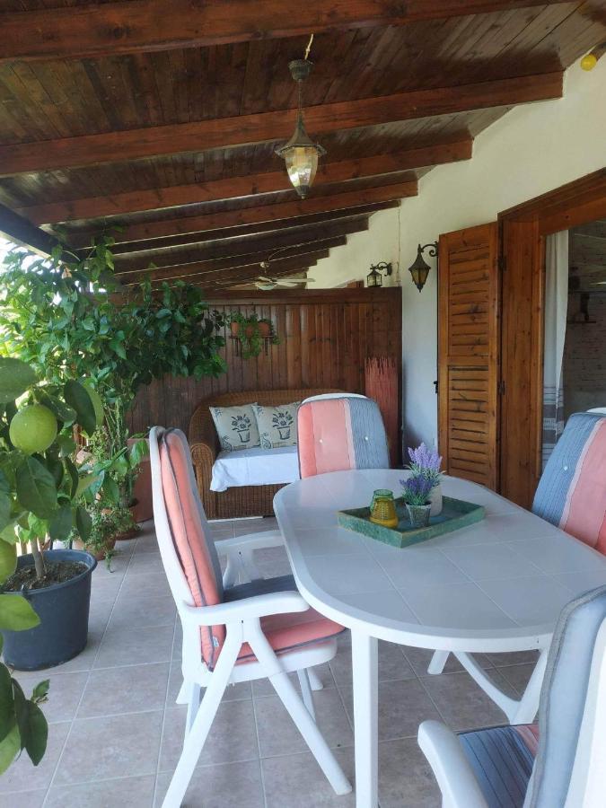 Ivonnis Garden Villa Mesimvria  Eksteriør bilde